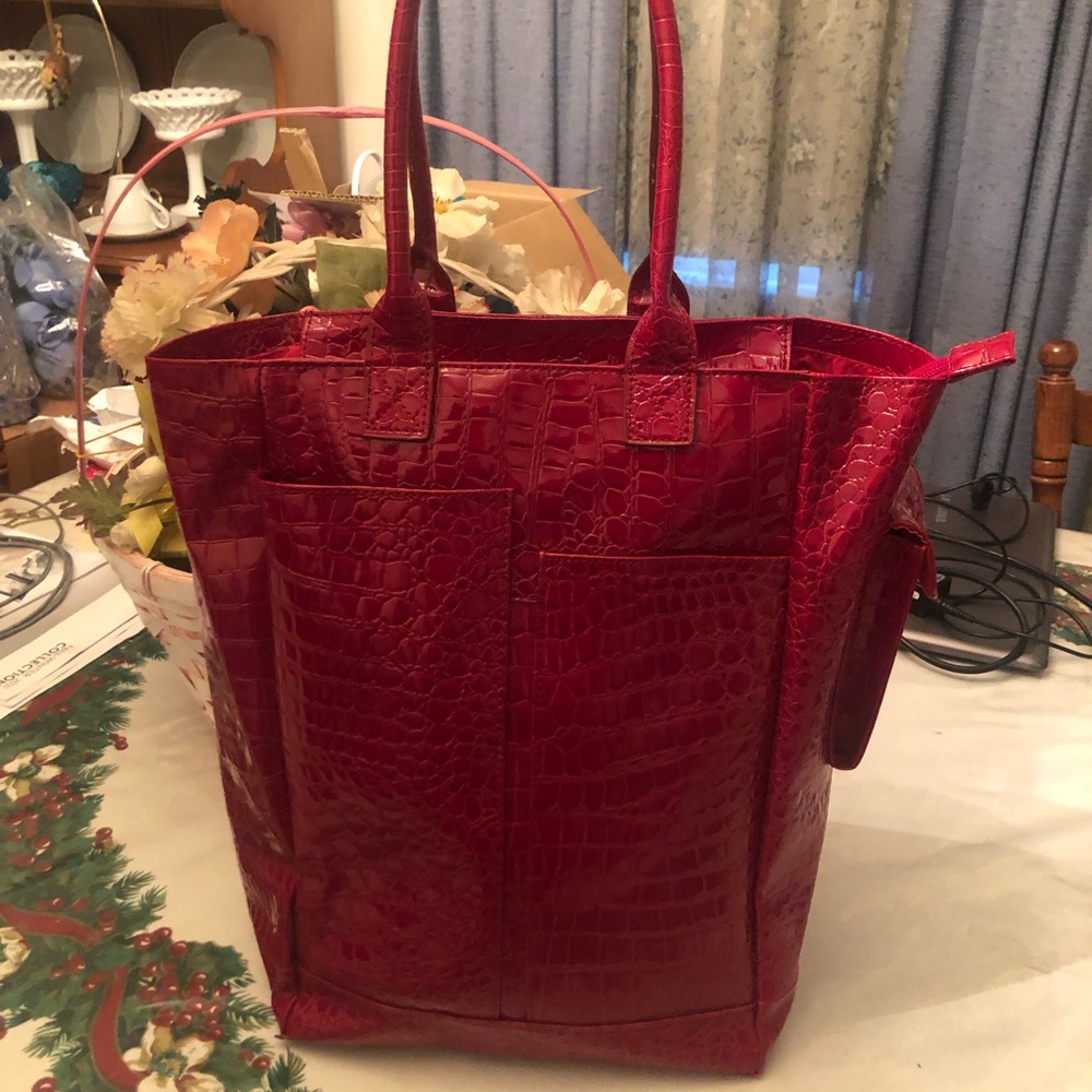 Burgundy Bucket shaped tote.